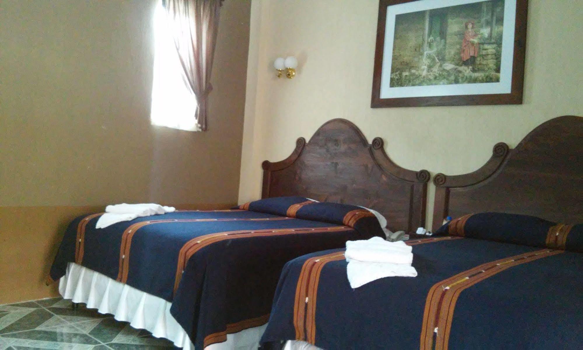 Hotel Casa Texel Panajachel Ngoại thất bức ảnh